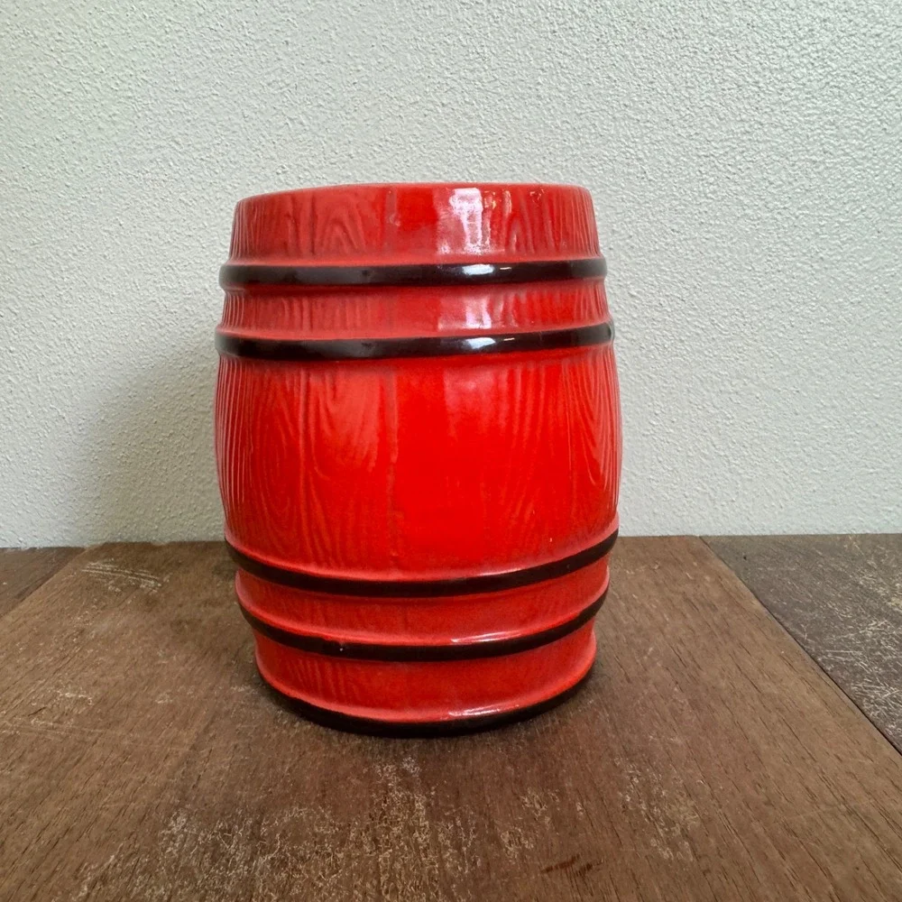 Old McDonald Farm Red Barrel‎ Jar Canister 4.75 inches REPLACEMENT - NO LID